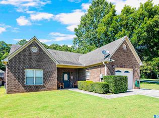 910 Park Ave, Oneonta, AL 35121