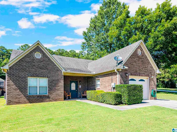 910 Park Ave, Oneonta, AL 35121