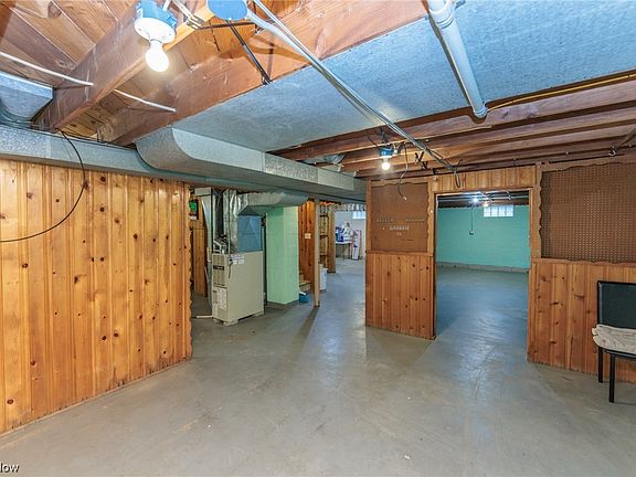4th image of 3434 Amherst Ave