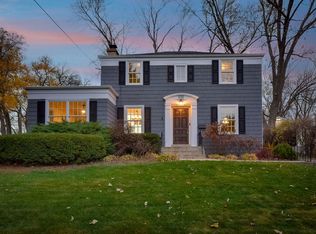 306 Anthony St, Glen Ellyn, IL