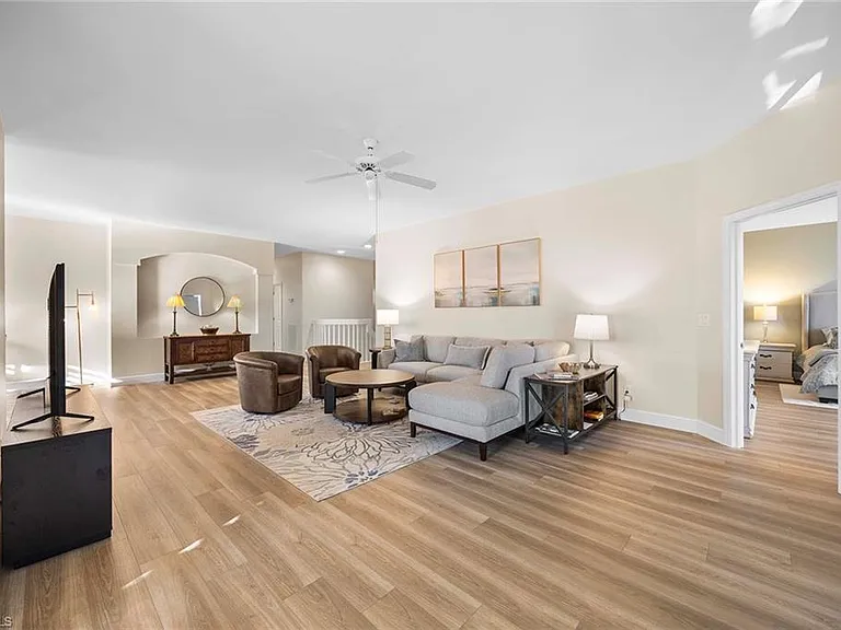 3401 Tralee Ct #202 — Photo 6