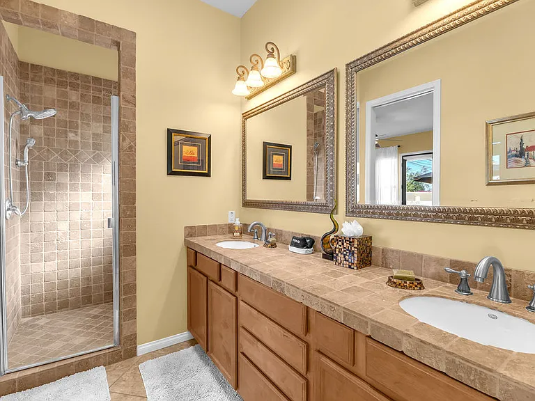 54052 Avenida Martinez — Photo 37
