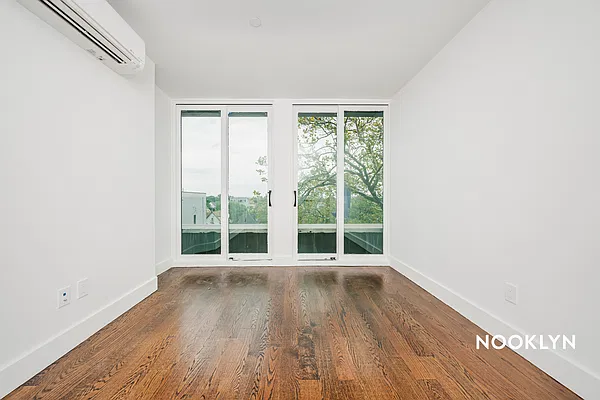 Rented by Nooklyn NYC LLC | media 8