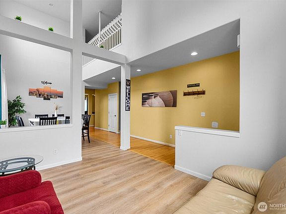 5th image of 2203 164th Avenue E