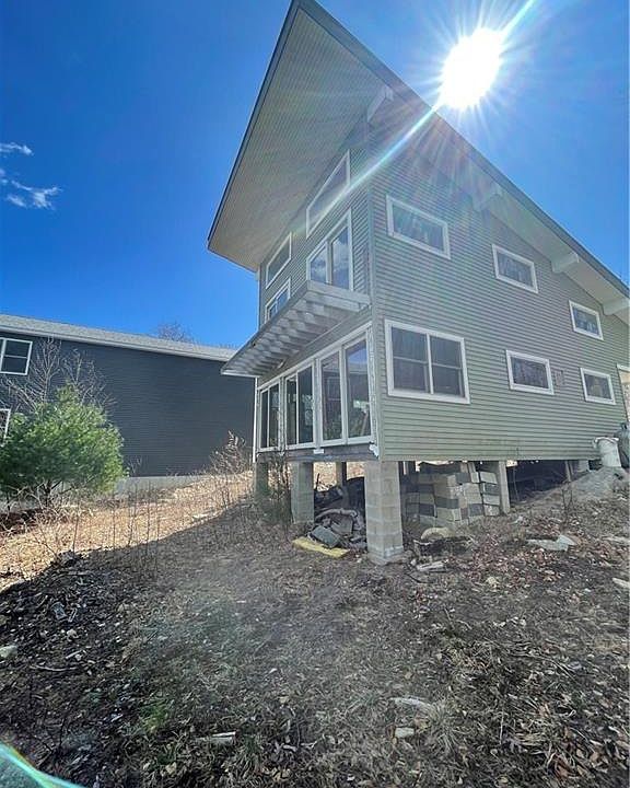1st image of 494 Court House Ln