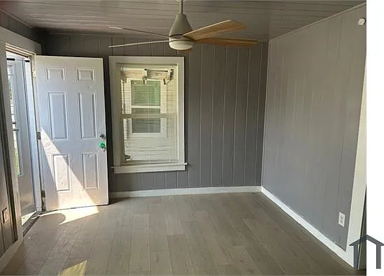 2430 Altoona St — Photo 2