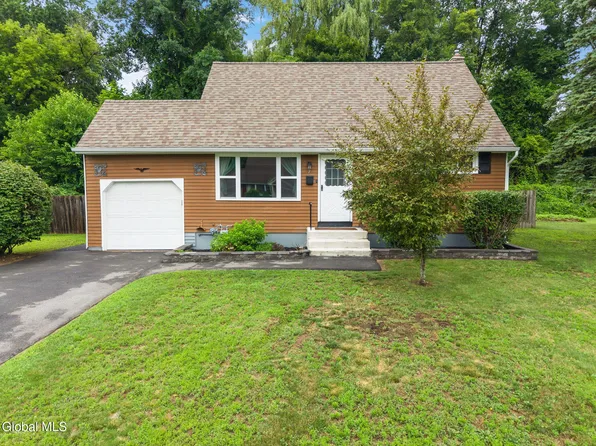 7 Colt Road, Albany, NY 12205