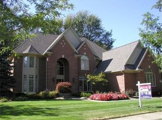 22595 Halifax Ln, Novi, MI 48374