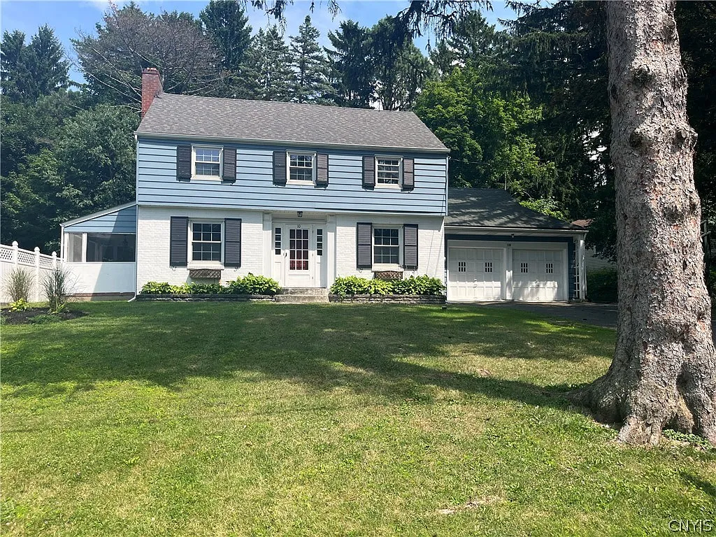 3 bed, 1.5 bath, 1848 sqft, $2,750 — Photo 2
