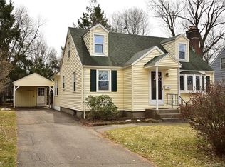 105 Edmund St, Newington, CT 06111
