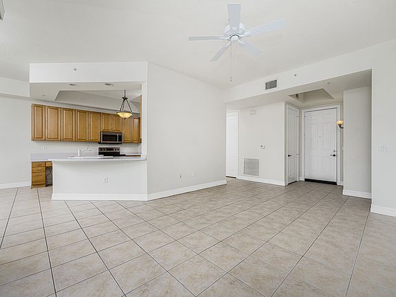 5th image of 95 Vivante Blvd Unit 9544