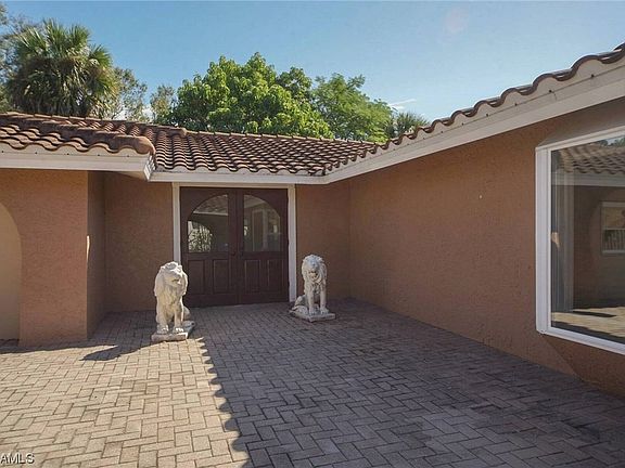 4th image of 4216 Erindale Dr