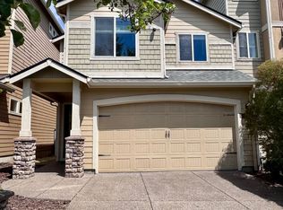 10302 NE 4th St, Vancouver, WA 98664