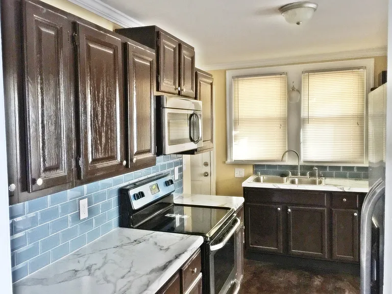1417 Wales Ave — Photo 5