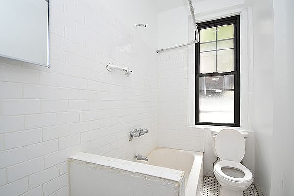 2nd image of 1555 Grand Concourse #1Y