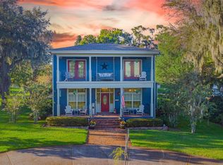 126 E Palmetto Ave, Howey In The Hills, FL 34737