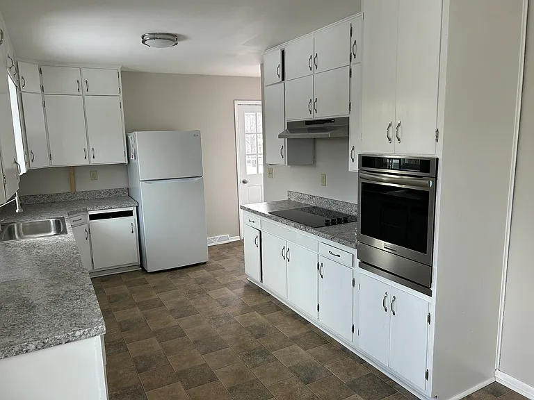 6615 N Holly St — Photo 7