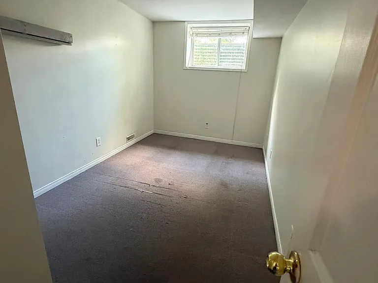 972 Prosperity Ct — Photo 17