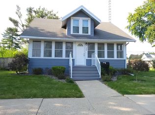 125 E Carroll St, Portage, WI 53901