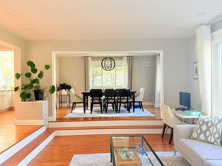6515 Broxburn Dr — Photo 8