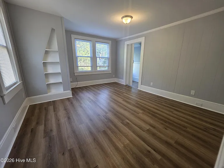 440 N May St #C — Photo 4