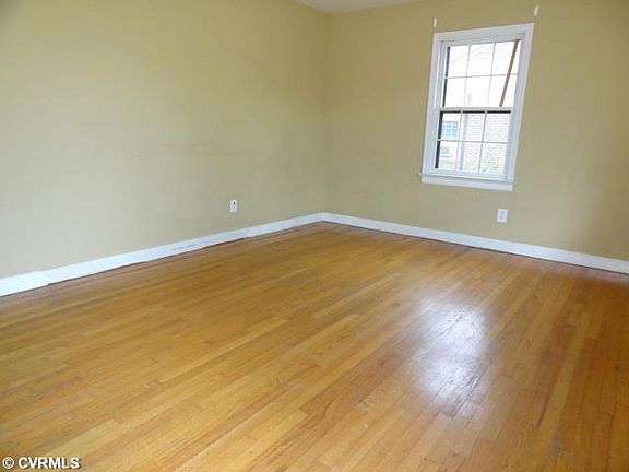 2nd image of 6019 Hudswell Ln