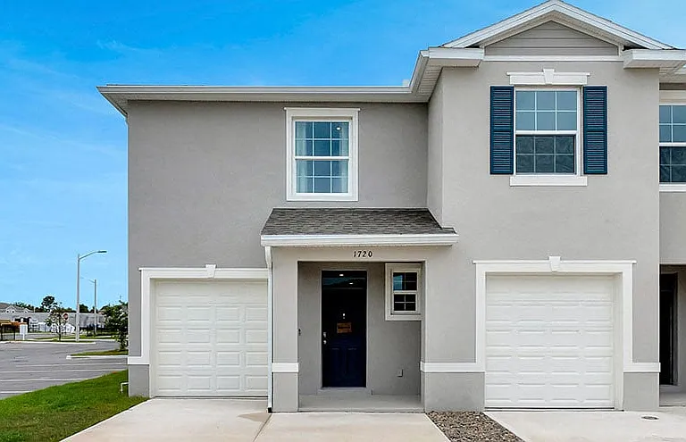 Windbrooks Townhomes — Photo 3