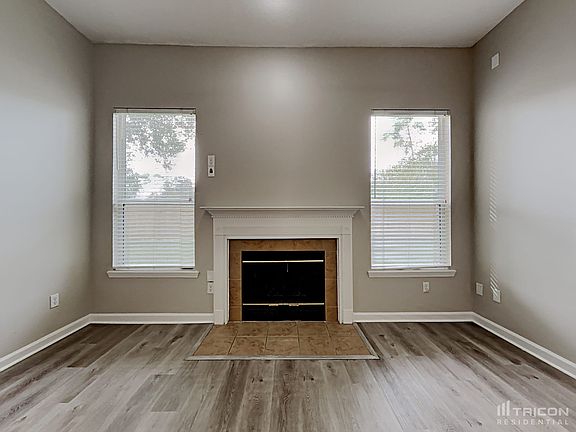 3rd image of 12204 Lake Fern Dr