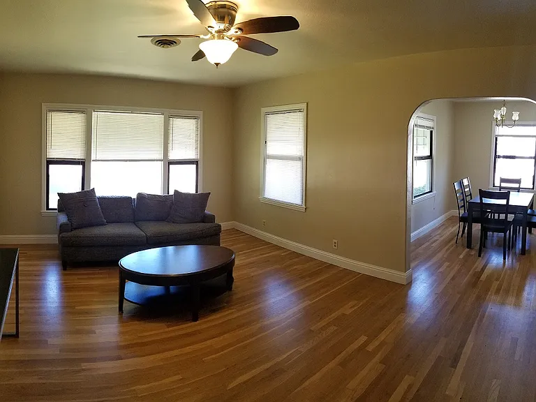1316 Arbutus Ave — Photo 7