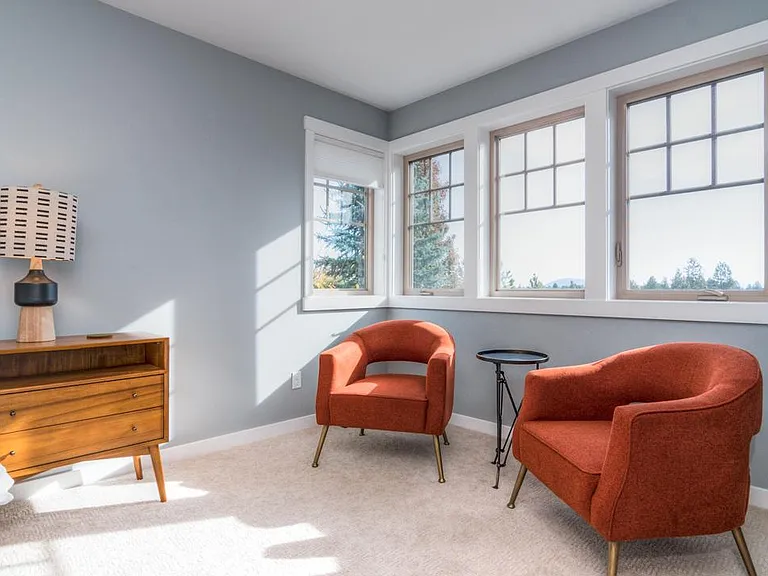 Upstairs bedroom sitting area