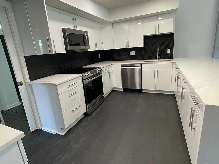 Fully equipped and brand new kitchen