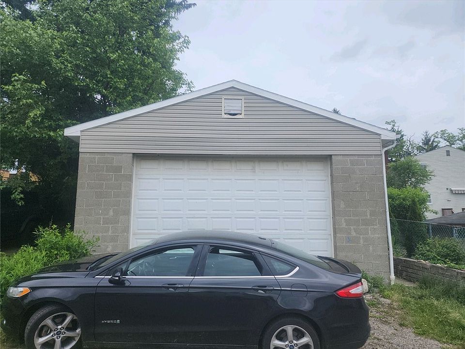 2nd image of 419 Highland Ave