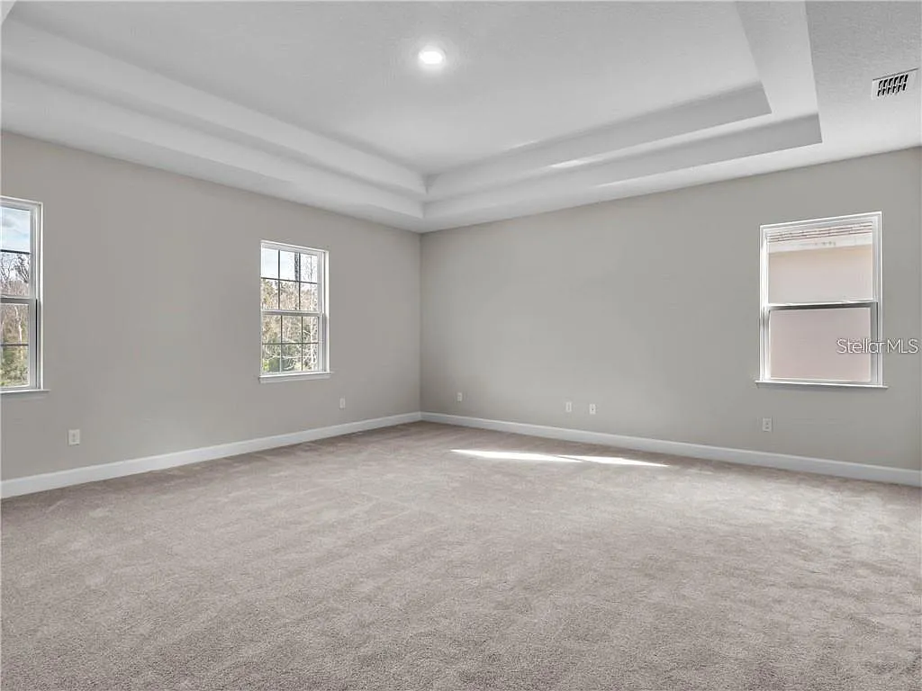 5 bed, 4.5 bath, 3286 sqft, $3,800 — Photo 3