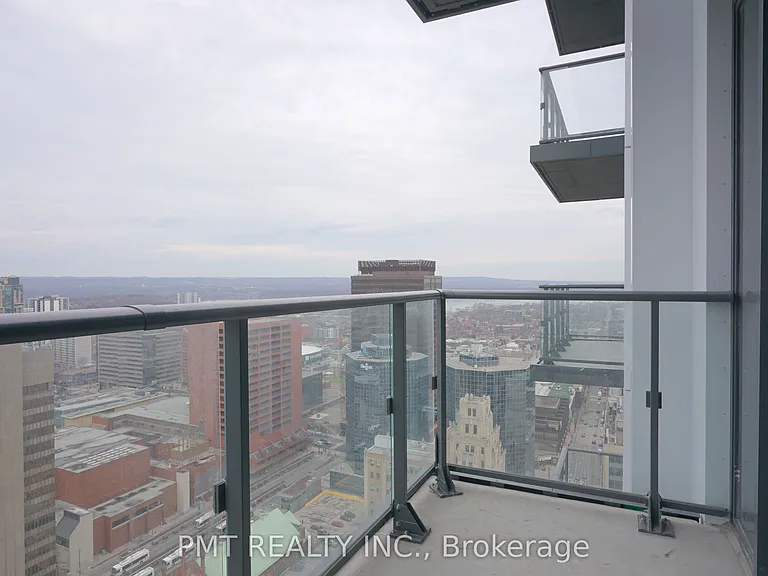 75 James St S #3101 — Photo 23