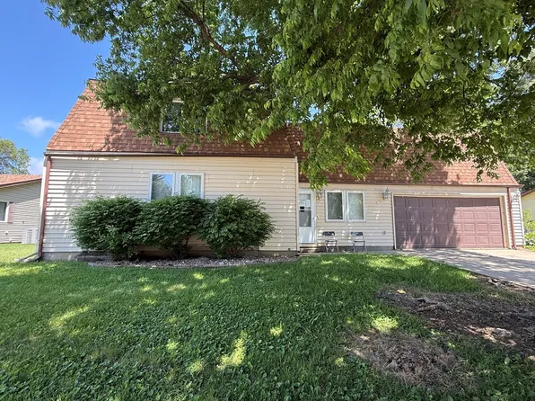 640 E Stella Dr, Decatur, IL 62526
