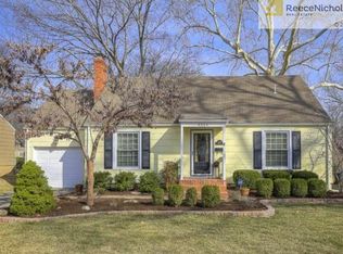 4022 W 68th St, Prairie Village, KS 66208