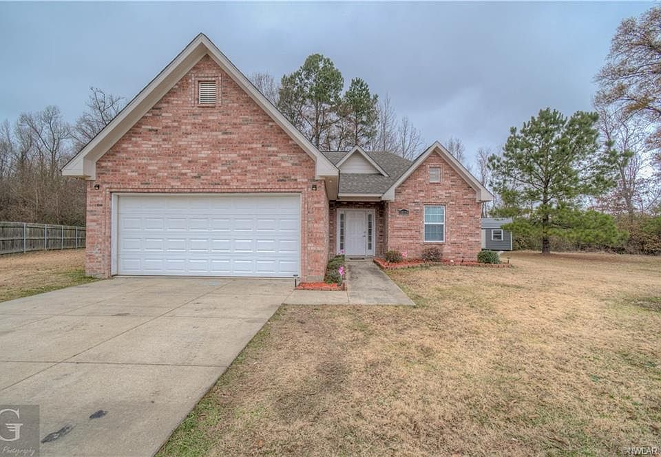 1st image of 10104 Canyon Oak Dr