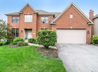 883 Sunrise Dr, South Elgin, IL 60177
