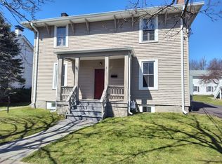 89 E Market St APT 3, Rhinebeck, NY 12572