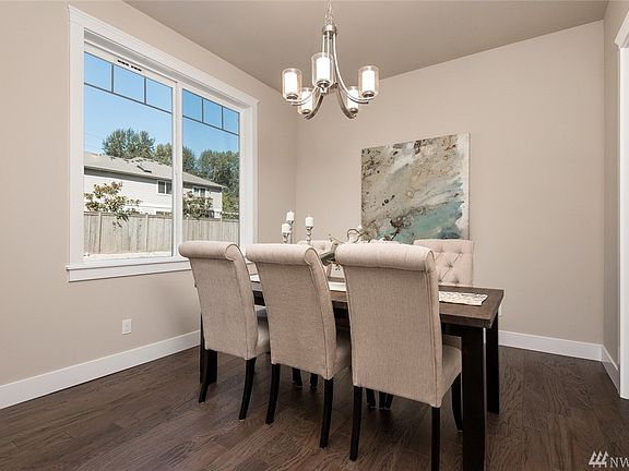5th image of 926 NW Pickering St #16