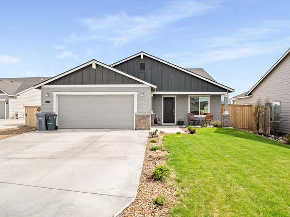 1121 NW Willow Parkway Rd, Madras, OR 97741