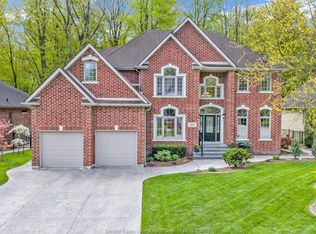 389 Bel Air Cir, Lakeshore, ON N8N5H4