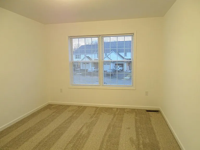 2 Maize Cir — Photo 10