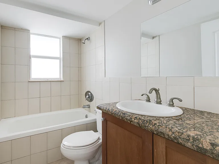 4001 NE 21st Ave #207 — Photo 18