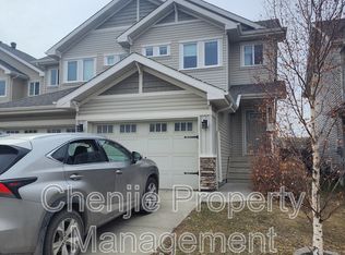 4934 214th St NW, Edmonton, AB T6M0K6