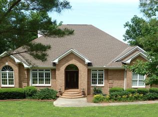163 Waters Edge Dr, Lizella, GA 31052
