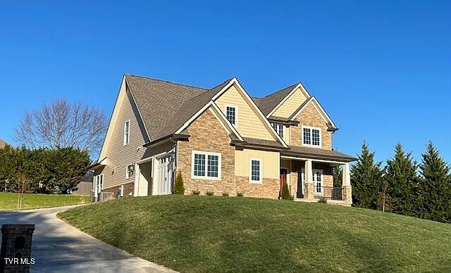 1st image of 108 Fawnwood Ct