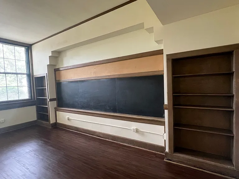 East High Apartments — Photo 66