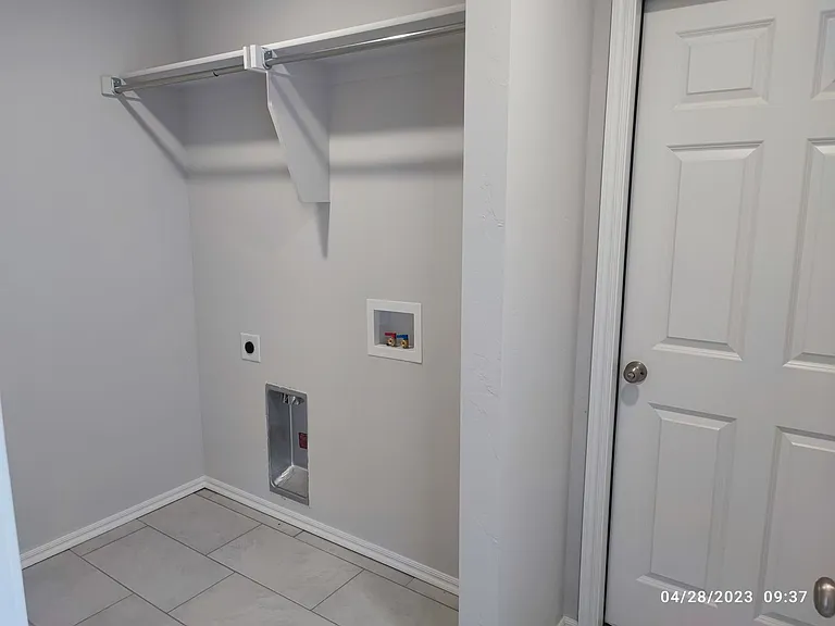 1211 Tortoise Wood Rd — Photo 23