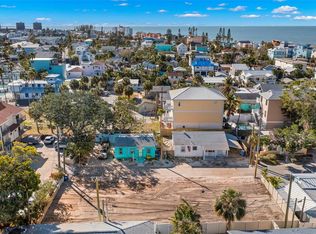 140 92nd Ave #10, Saint Petersburg, FL 33706